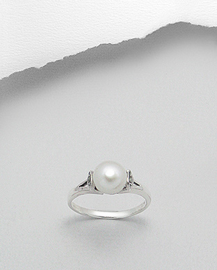 <b>Inel argint cu marcasite si perla</b>